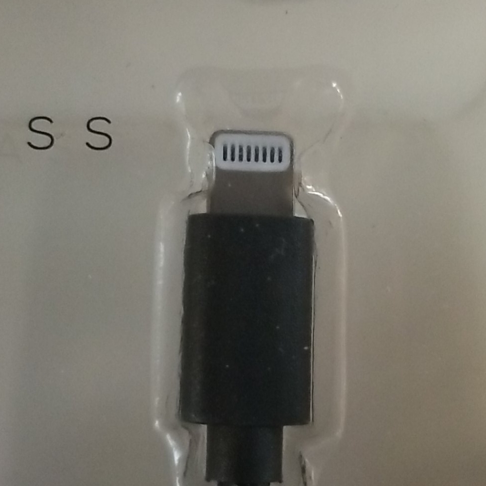 iPhone/iPad/iPod USB Cable - Picture 4 of 11